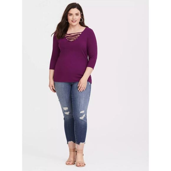 Torrid Berry Romance Lattice Tee Womens Size 2X Relaxed Soft Knit Pullover Top - Picture 9 of 11